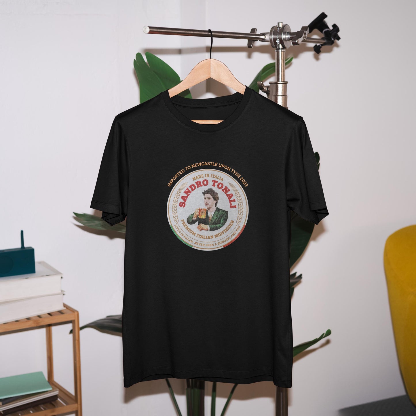 Sandro Tonali - Made In Italia | Newcastle T Shirt | NUFC | Football | Soccer | Newcastle Fan | Newcastle Gift | Tonali Italy T Shirt