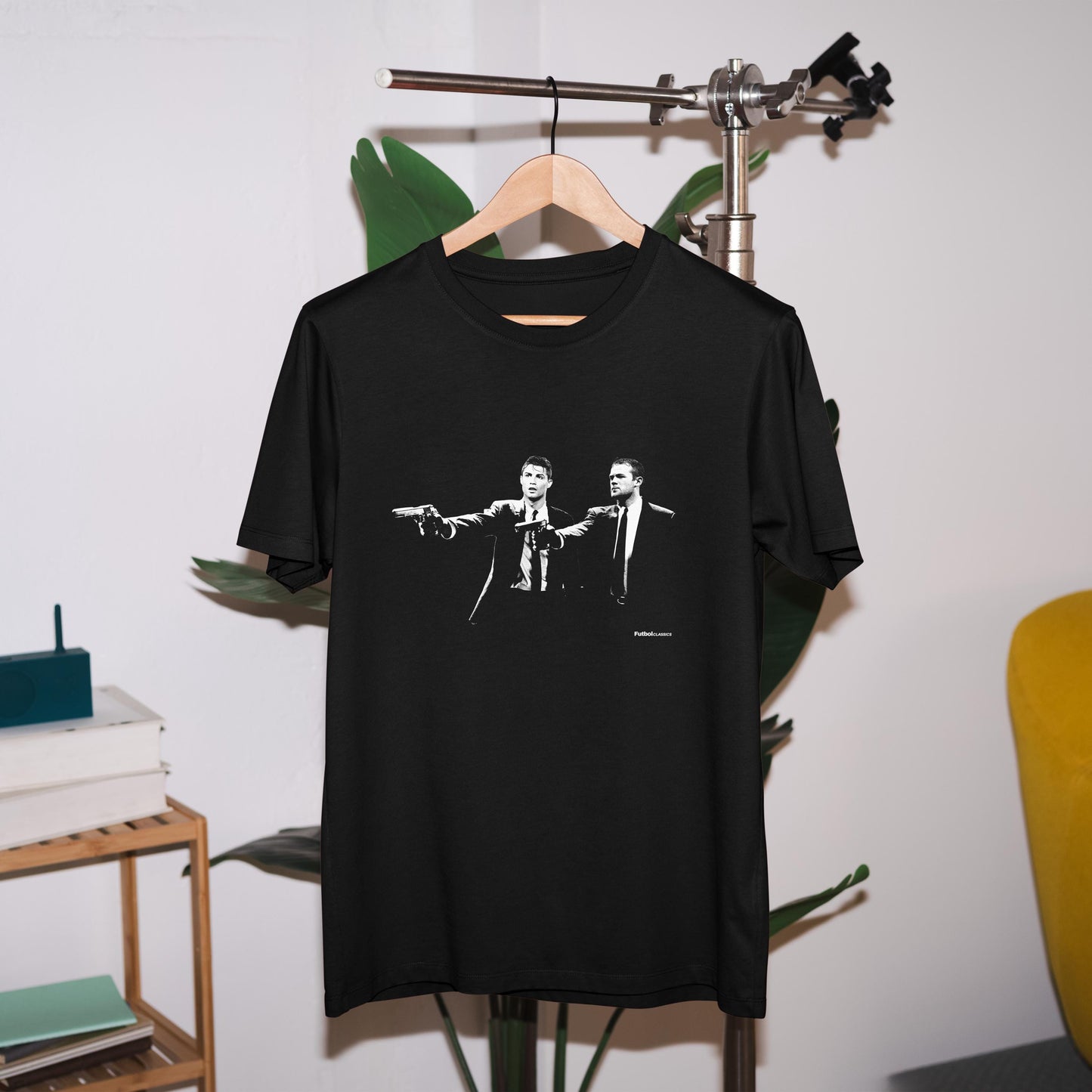 Cristiano Ronaldo & Wayne Rooney Pulp Fiction Style T Shirt | Man Utd T Shirt | MUFC | Manchester United FC T Shirt, Old Trafford Man United